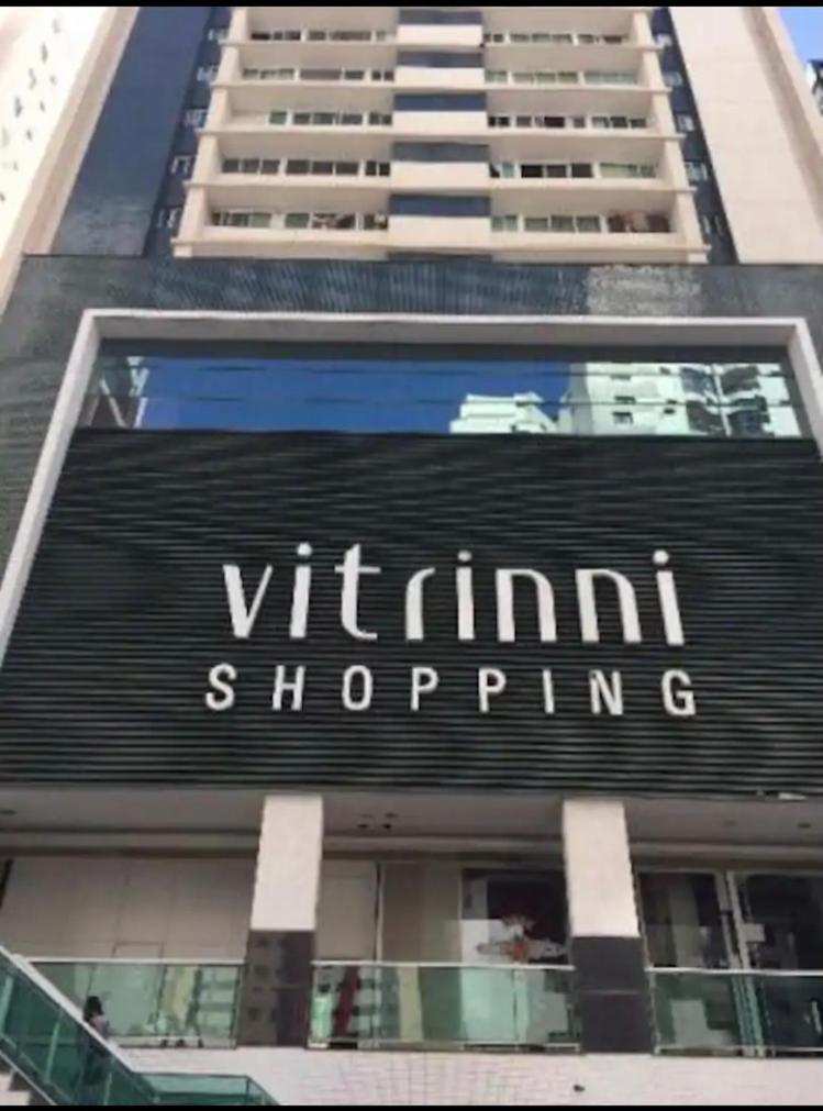 Encantador Com Shopping E Piscina Appartamento