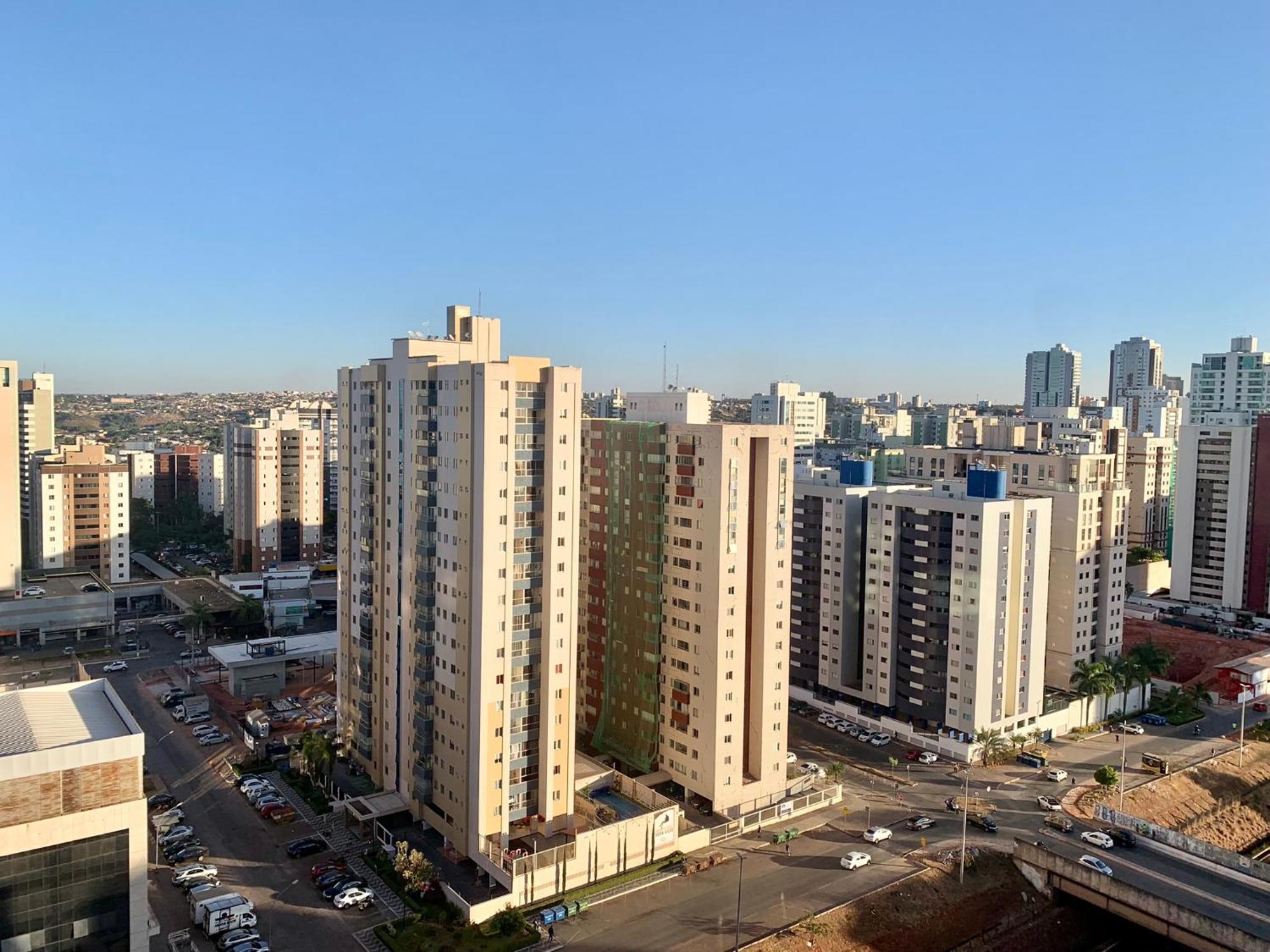 Encantador Com Shopping E Piscina Appartamento Brasilia